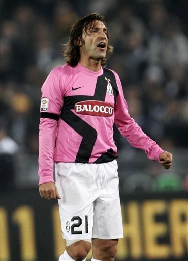 为什么现实中有很多门将踢球能踢到40岁以上，成熟期会比较漫长？（为何门将普遍能踢到40岁以上，且成熟期更为漫长？）