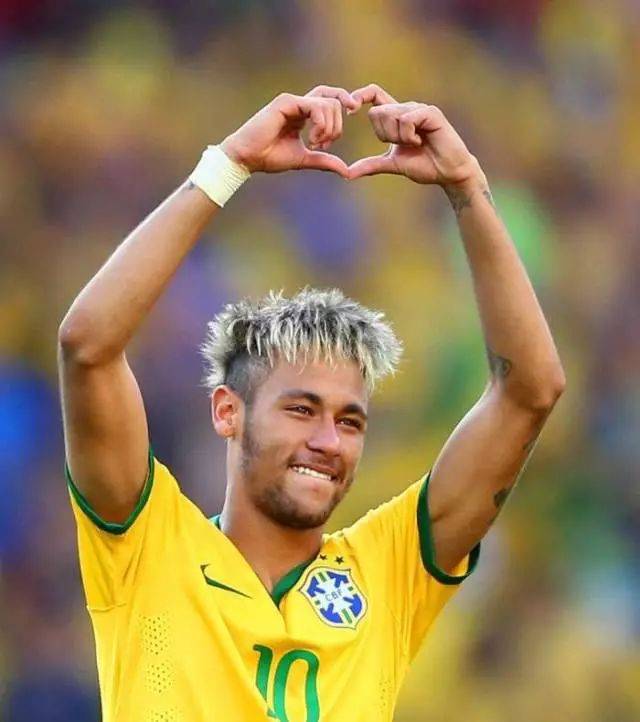 加盟米兰至今只替补出场1次，斯基拉：奥多古可能在冬窗离队（斯基拉：奥多古加盟米兰后仅替补登场一次，冬窗或将离队）