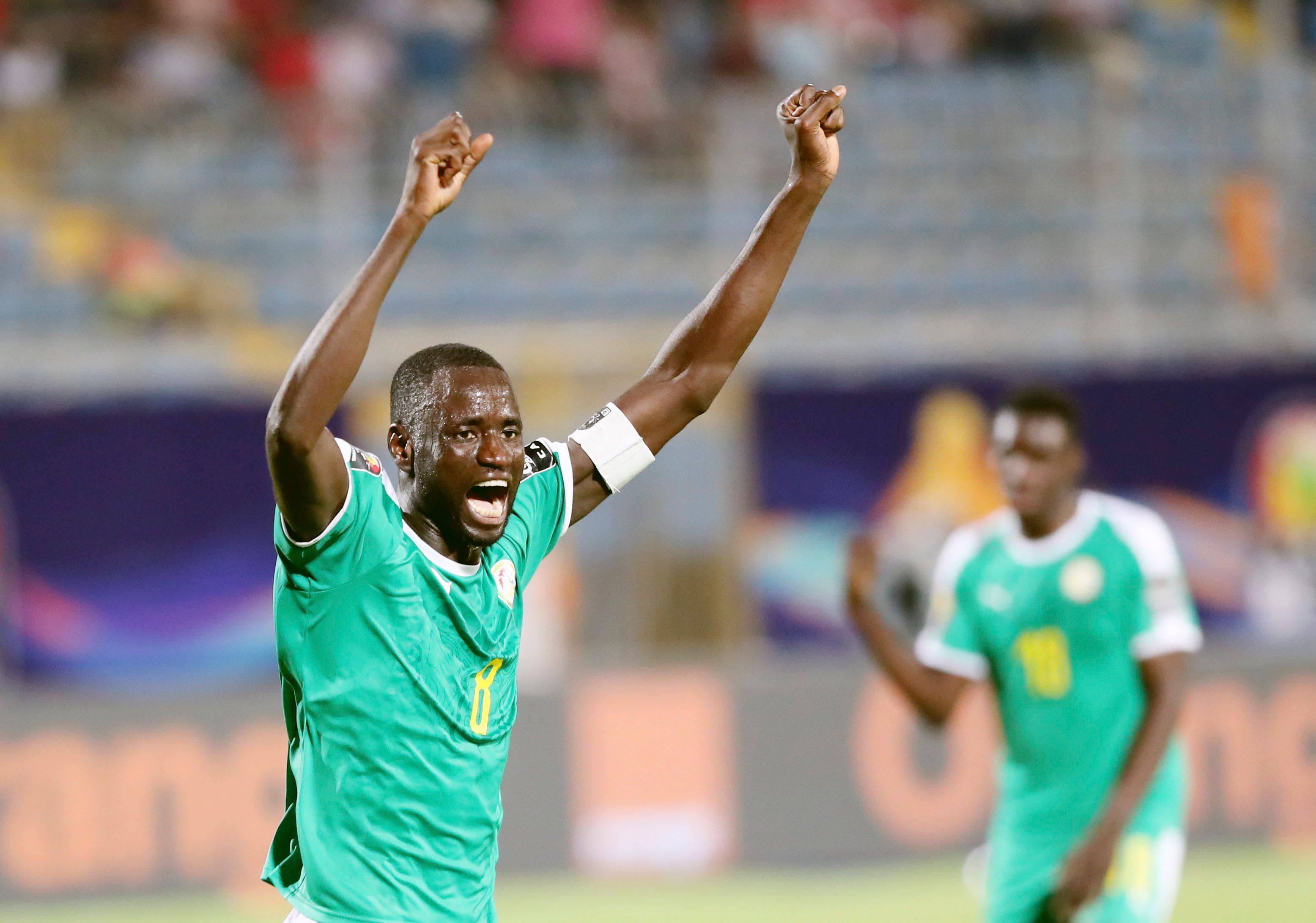 米亚托维奇：皇马应如待C罗般给姆巴佩喂球；我们当年不谈裁判（米亚托维奇：皇马该像对C罗一样为姆巴佩输送炮弹；当年我们从不讨论裁判）