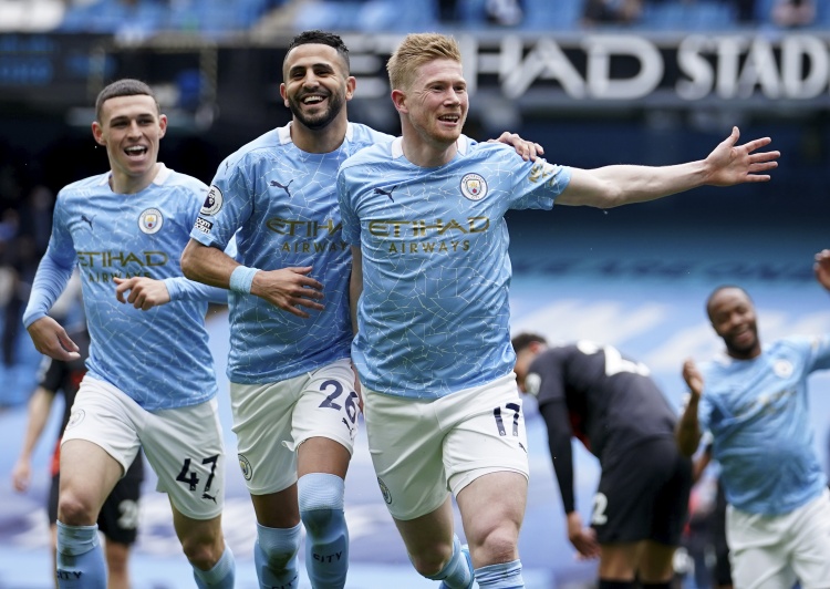 经济观察报：有关方面对国足洋帅年薪心理标准只有150万美元（经济观察报称：相关方面对国足外籍主帅年薪的心理价位仅为150万美元）