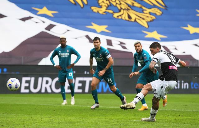 曼联欧联杯小组赛形势分析（曼联欧联杯小组局势解读）