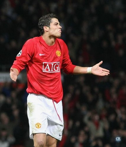 半场战报：亚特兰大1-0佛罗伦萨，德凯特拉雷助攻奥迪隆破僵（半场速递：亚特兰大1-0领先佛罗伦萨，德凯特拉雷助攻奥迪隆打破僵局）