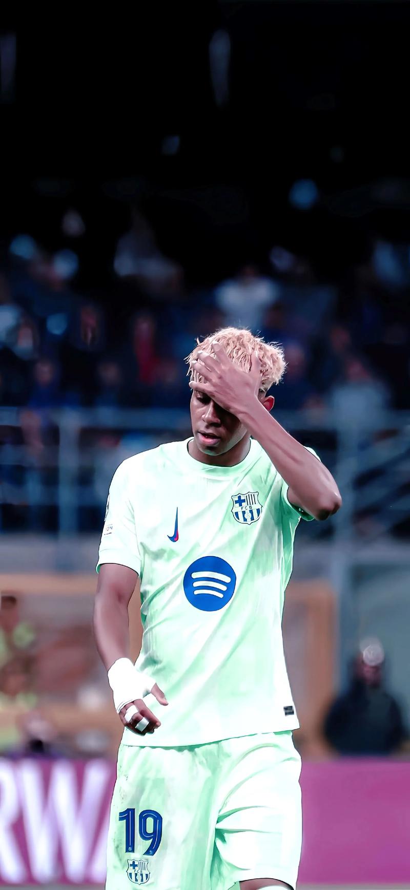 名宿：不是所有国米球迷都为劳塔罗疯狂，但他的态度令人惊叹（名宿：劳塔罗未获所有国米球迷追捧，但他的态度令人钦佩）