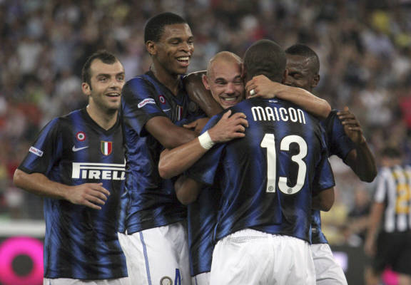 狂砍24+14+13，他疯狂爆发，再创历史神迹，谁说他没实力了？（砍下24+14+13，状态全面引爆，再刷历史纪录，还敢说他不行吗？）