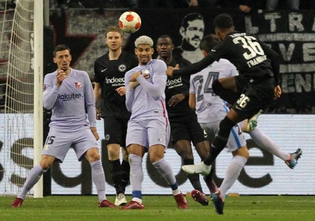 日媒：日本国门铃木彩艳预计13日在日本接受手指骨折手术（据日媒报道，日本女足门将铃木彩艳预计13日在日本接受手指骨折手术）