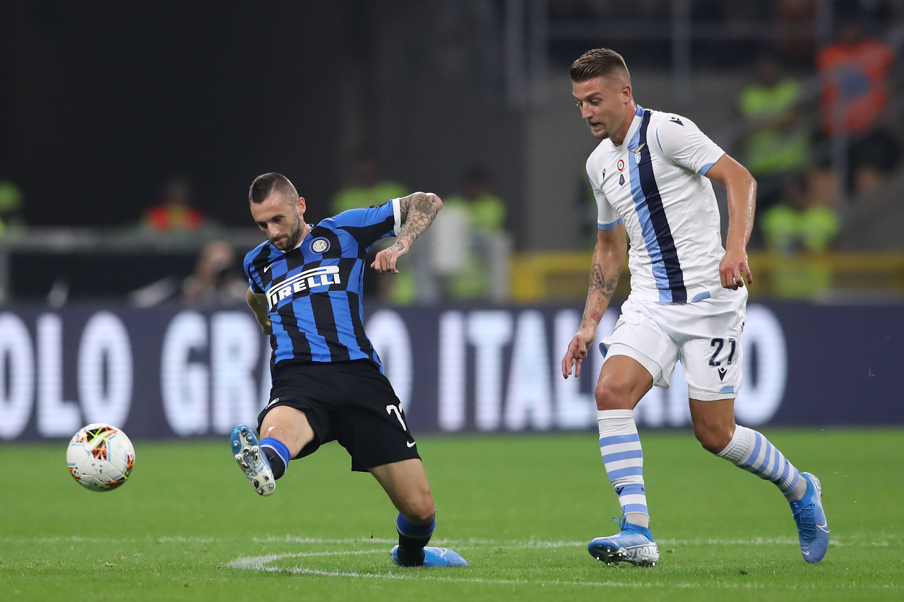 梅西2025年数据：54次出场造74球，随队首夺总冠军（梅西2025年：54次出场直接参与74球，随队首次加冕总冠军）