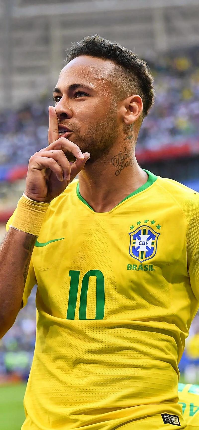 德转列瑞士球员历史身价前10：扎卡5000万欧第1，阿坎吉第2（德转盘点瑞士球员历史身价前十：扎卡5000万欧居首，阿坎吉次席）